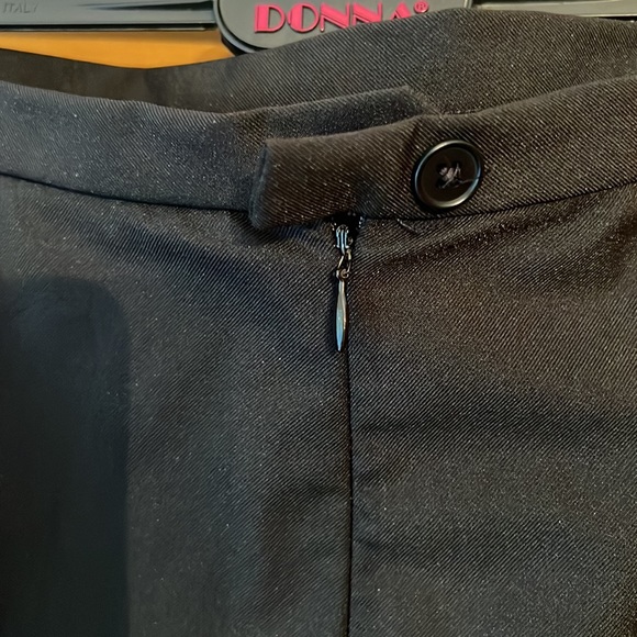 Iris Singer Black midi Skirt - Picture 4 of 6